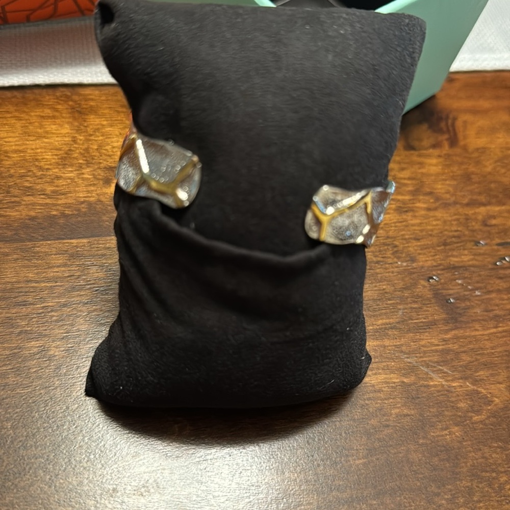 Rustic Cuff Bracelet - Picture 3 of 3